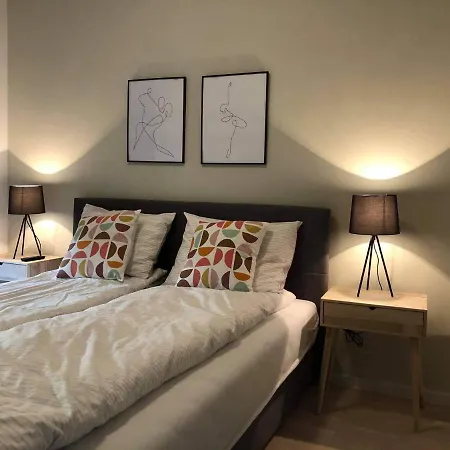 Starlight Apartment *